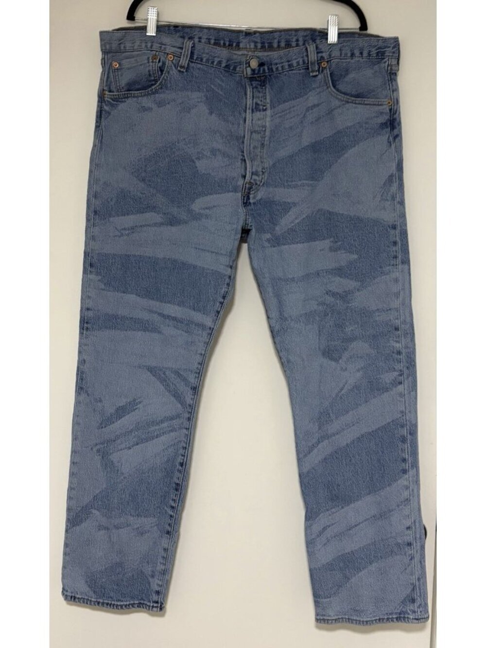 Levis 501 Jeans Men’s Blue Button Fly Denim Light Wash Baggy Size 44x32
